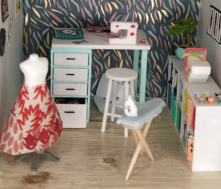 Salle de couture miniature